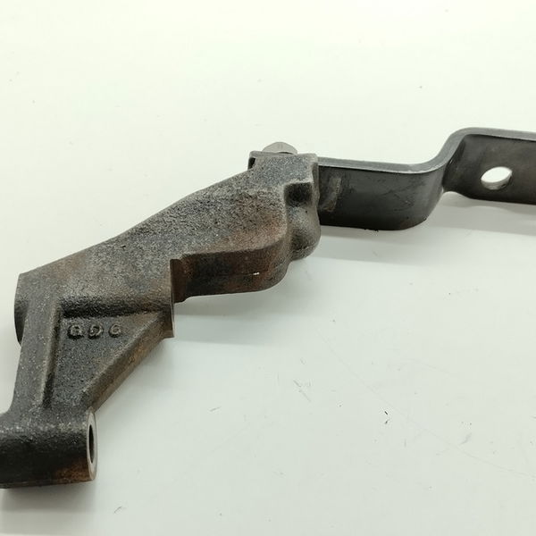 Suporte Bomba Hidraulica Hyundai Tucson Gl 2.0 2010