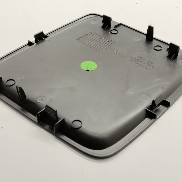 Acabamento Console Central Chevrolet Tracker 2021