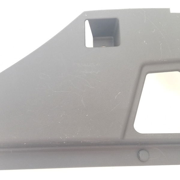 Acabamento Porta Luvas Chevrolet Tracker 2021