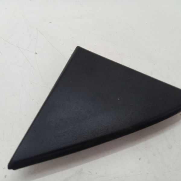 Acabamento Retrovisor Traseiro Direito Gm Cobalt 1.8 2019