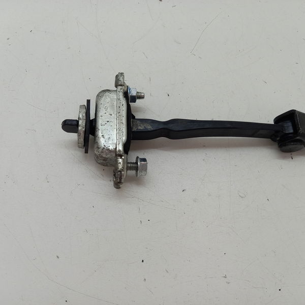 Limitador Porta Traseira Direita Gm Cobalt 1.8 Aut 2019