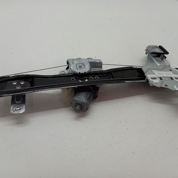 Maquina De Vidro Dianteiro Esquerdo Gm Cobalt 1.8 Aut 2019