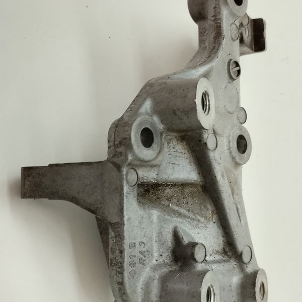 Suporte Compressor Mitsubishi Outlander 3.0 2011