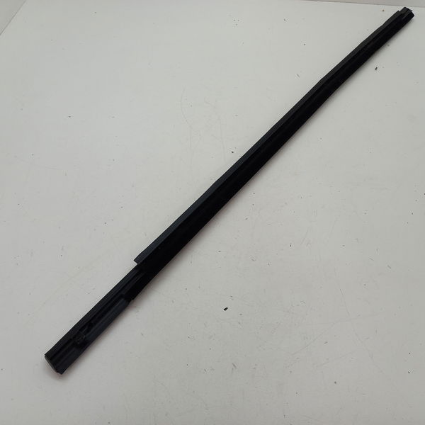 Pestana Externa Dianteira Direita Gm Cobalt 1.8 Aut 2019