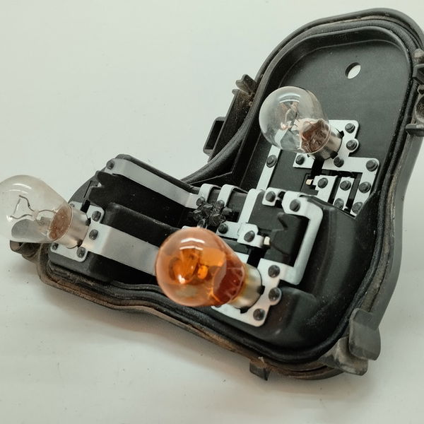 Circuito Lanterna Traseira Direita Gm Cobalt 1.8 Aut 2019