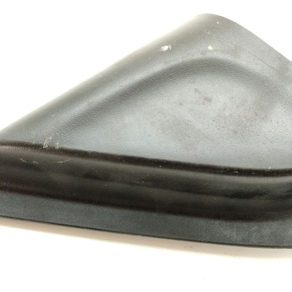 Acabamento Retrovisor Dianteiro Direito Gm Cobalt 1.8 2019