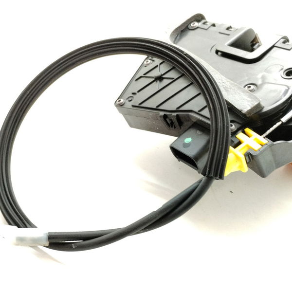 Fechadura Porta Dianteira Direita Chevrolet Cobalt 1.8 2019