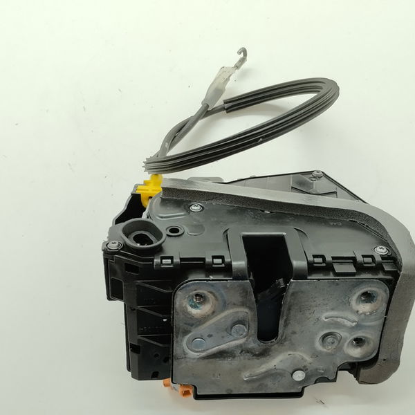 Fechadura Porta Dianteira Direita Chevrolet Cobalt 1.8 2019