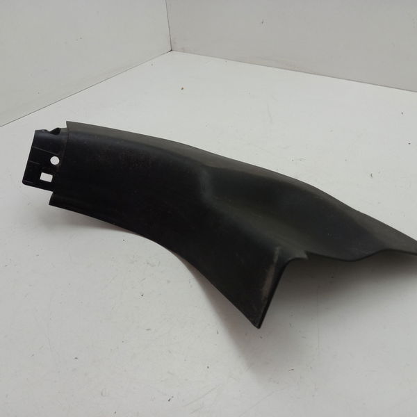 Acabamento Lateral Esquerdo Gm Cobalt 1.8 Aut 2019