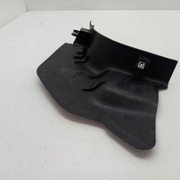 Acabamento Lateral Esquerdo Gm Cobalt 1.8 Aut 2019
