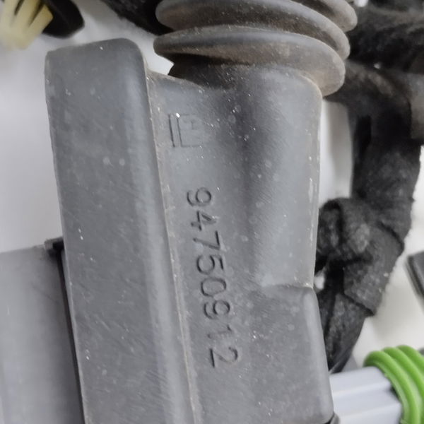Chicote Da Porta Dianteira Esquerda Gm Cobalt 1.8 Aut 2019