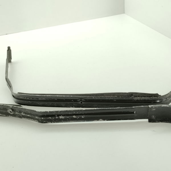 Alça Suporte Do Tanque Gm Cobalt 1.8 2019