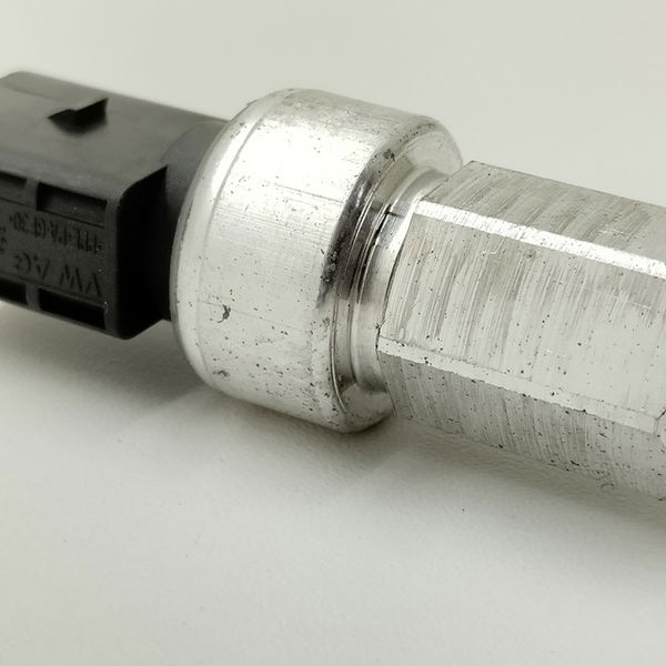 Sensor Pressostato Do Ar Volkswagen Saveiro Rb 2021