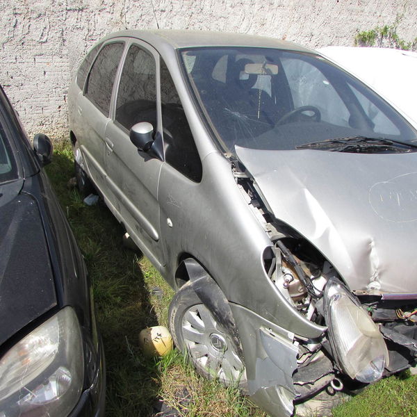 Sucata Picasso Xsara Ii16glxf 2009