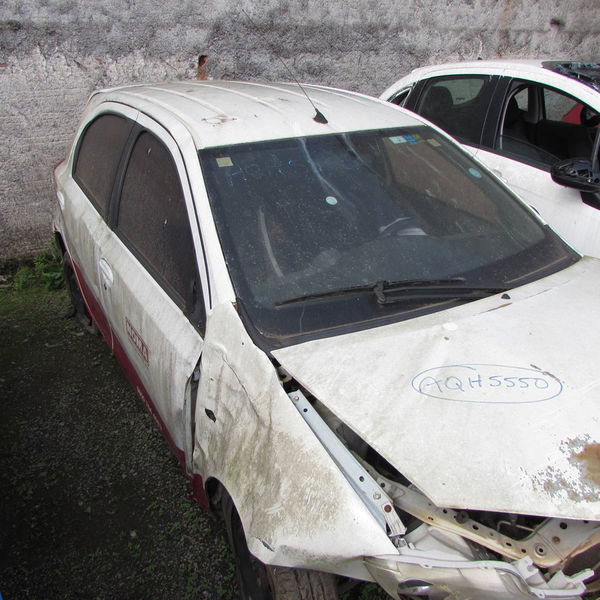 Sucata Etios Hb Xs 2013