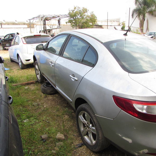 Sucata Fluence Expression 1.6 2013