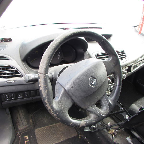 Sucata Fluence Expression 1.6 2013