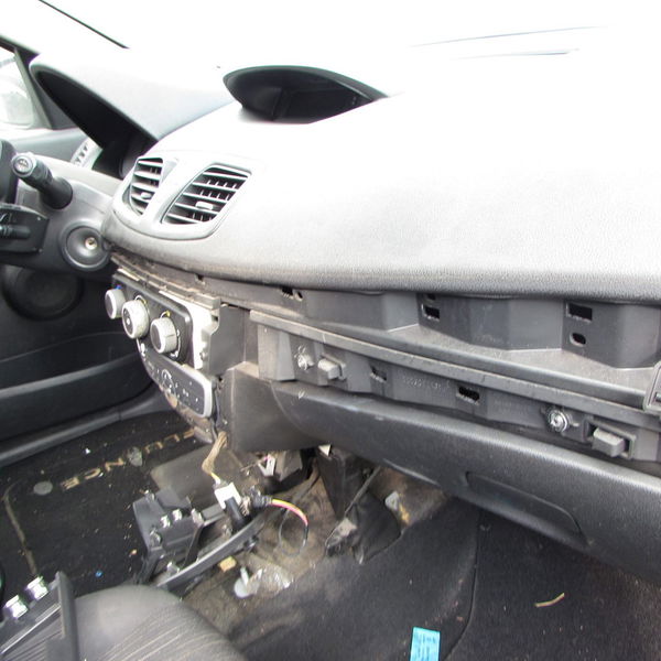 Sucata Fluence Expression 1.6 2013