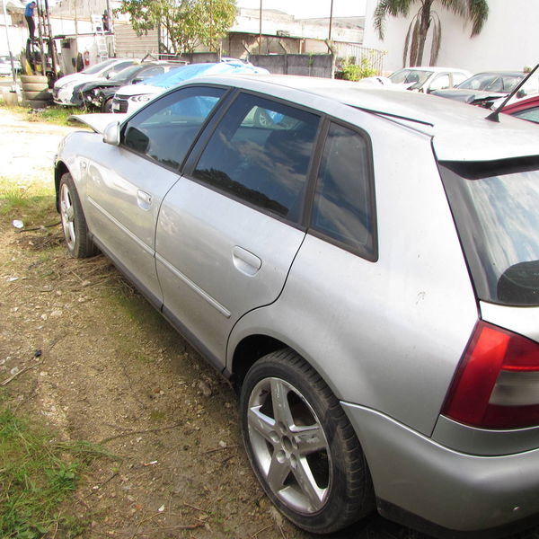 Sucata Audi A3 1.8 2005