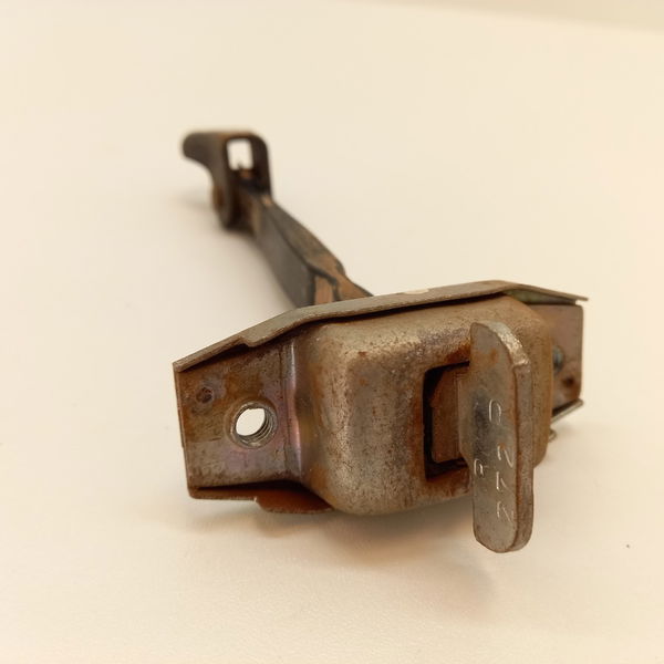 Limitador Portas Dianteira E Traseira Toyota Hilux 2014