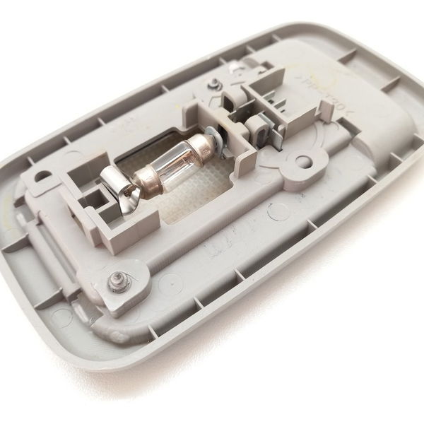 Luz Cortesia Traseira Toyota Hilux 2014