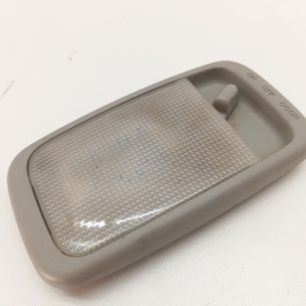 Luz Cortesia Traseira Toyota Hilux 2014