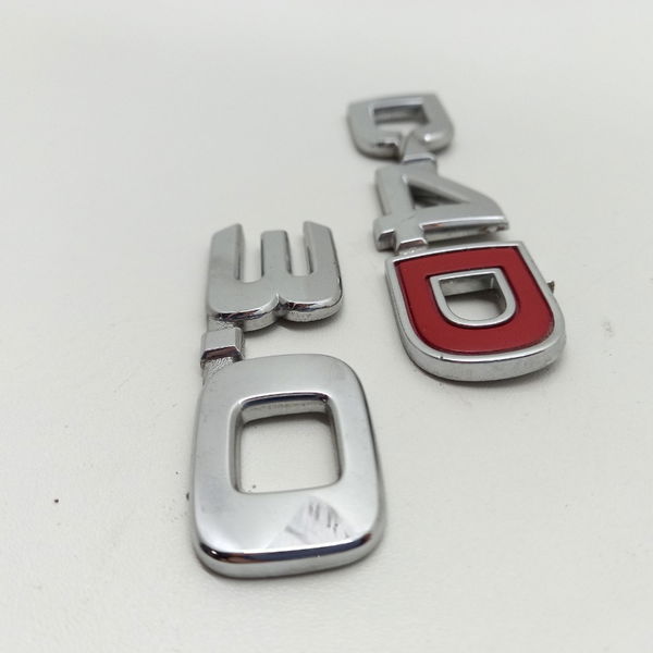 Emblema 3.0/d4d Toyota Hilux 2014