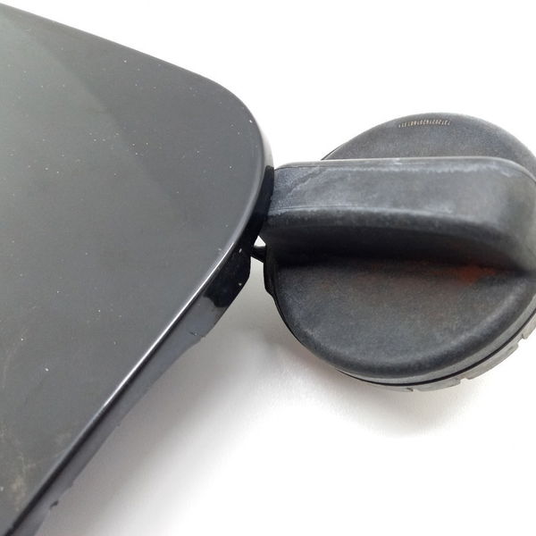 Tampa Tanque Carroceria Toyota Hilux 2014