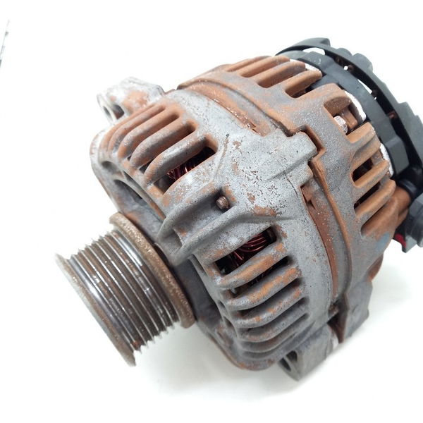 Alternador Toyota Hilux 2014