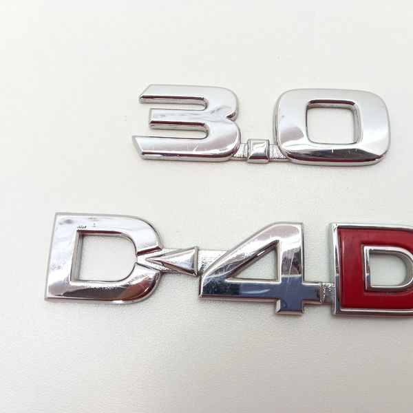 Emblema Toyota Hilux 2014