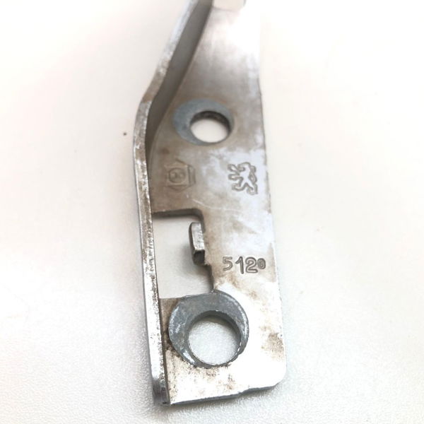 Dobradiça Capô Esquerda Peugeot 207 1.4 2013