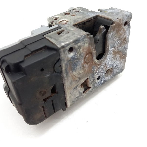 Fechadura D.e Peugeot 207 1.4 2013