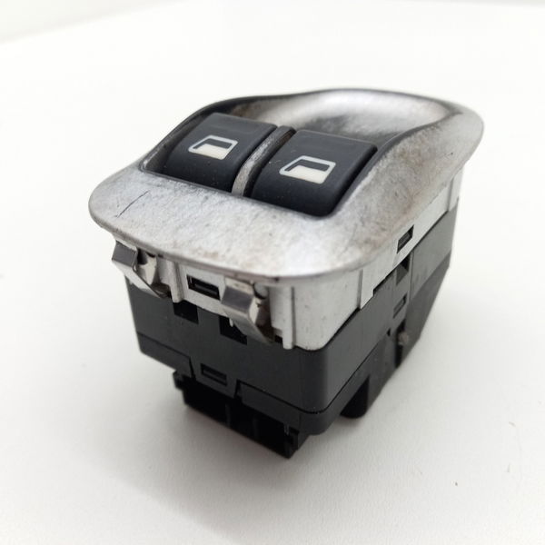 Botão Vidro Peugeot 207 1.4 2013