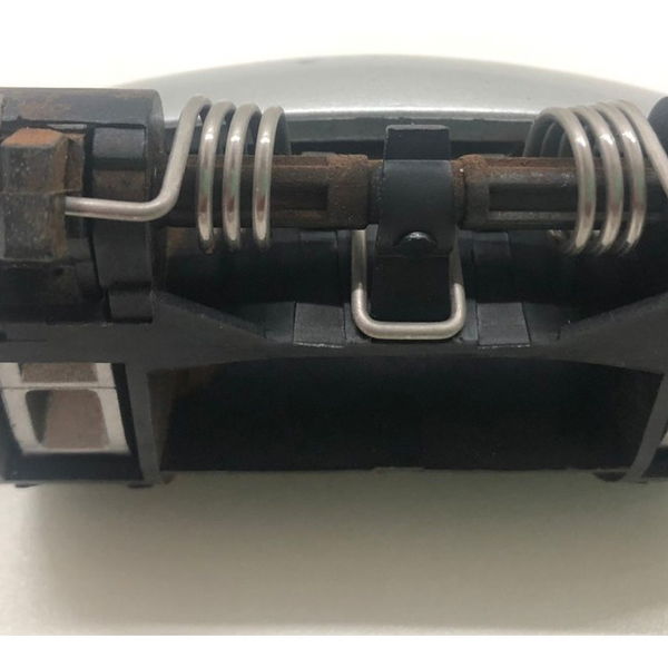 Maçaneta Traseira Direita Peugeot 207 1.4 2013