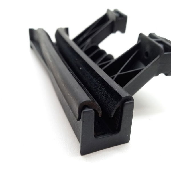 Guia Vidro Porta Peugeot 207 1.4 2013