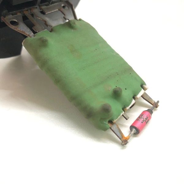 Resistência Ar Condicionado Peugeot 207 2013 1.4