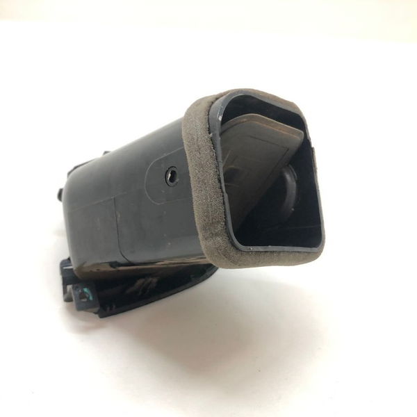 Difusor Ar Esquerdo Peugeot 207 2013 1.4