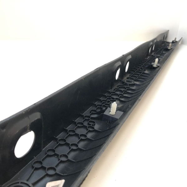 Aplique Lateral Traseira Esquerda Fiat Strada Working 2018