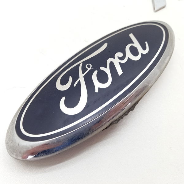 Emblema Tampa Traseira Ford Ka 1.0 2015