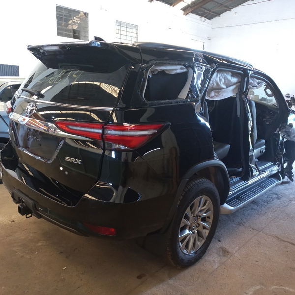 Sucata Toyota Hilux Sw4 Srx 2021