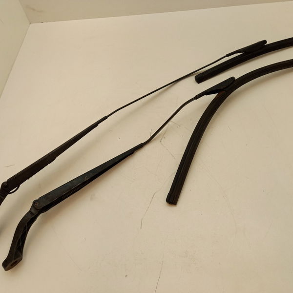Braço Limpador Chevrolet Onix 1.4 2013