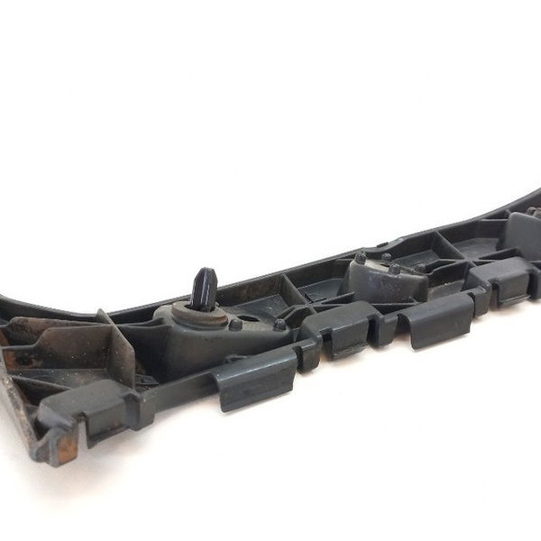 Guia Para-choque Traseiro Esquerdo Ford Ka 1.0 2015