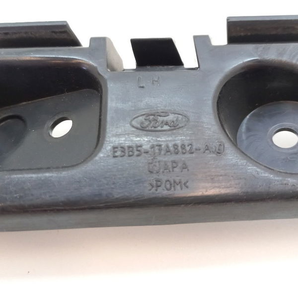 Guia Para-choque Traseiro Esquerdo Ford Ka 1.0 2015