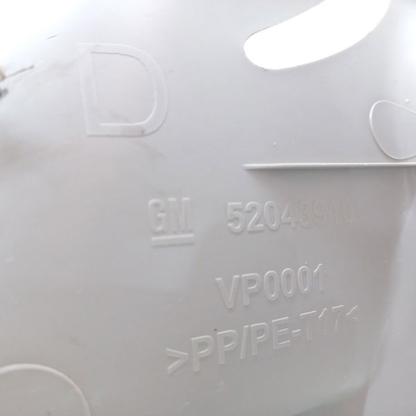 Suporte Tampão Direito Chevrolet Onix 1.4 Ltz 2013