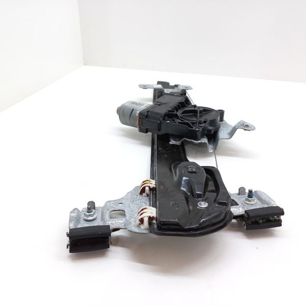 Máquina De Vidro Dianteira Direita Chevrolet Onix Ltz 2013