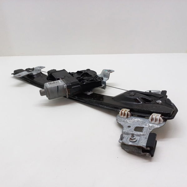 Máquina De Vidro Dianteira Direita Chevrolet Onix Ltz 2013