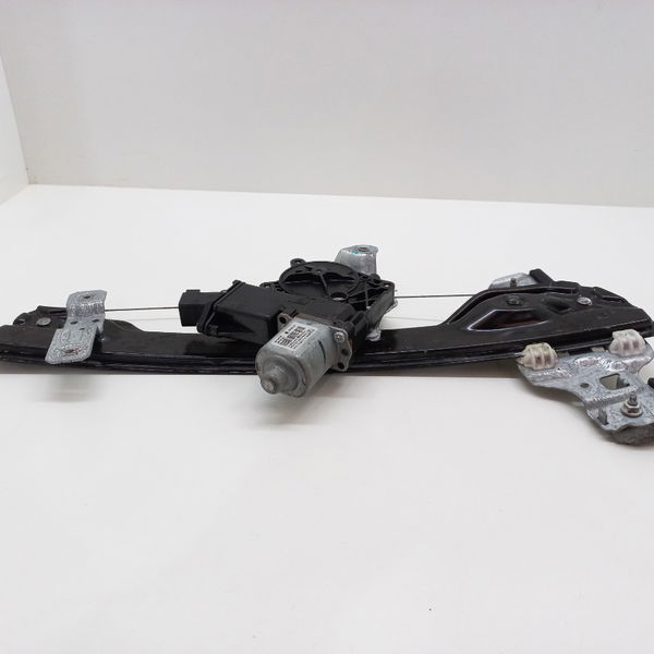 Máquina De Vidro Dianteira Direita Chevrolet Onix Ltz 2013