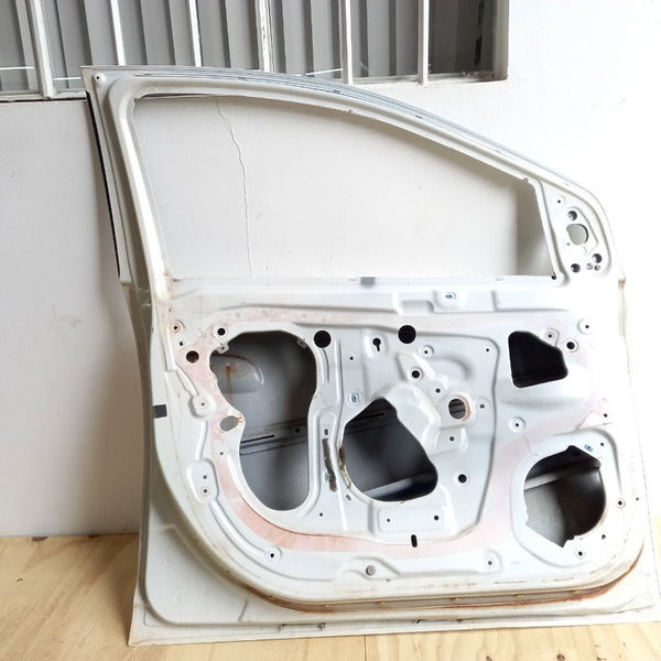 Porta D.e C/det. Chevrolet Onix 1.4 2013