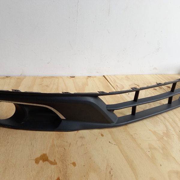 Moldura Parachoque Chevrolet Onix 1.4 2013