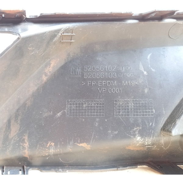 Moldura Parachoque Chevrolet Onix 1.4 2013
